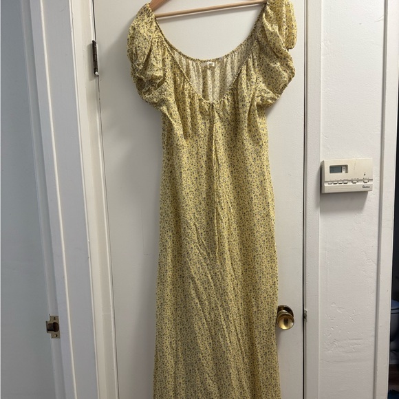 Doen Sofia Dress Yellow Moonflower Taylor Swift Large - Picture 6 of 6